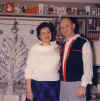 Gloria & Tom - Xmas 1961, Riverside CT.jpg (145610 bytes)